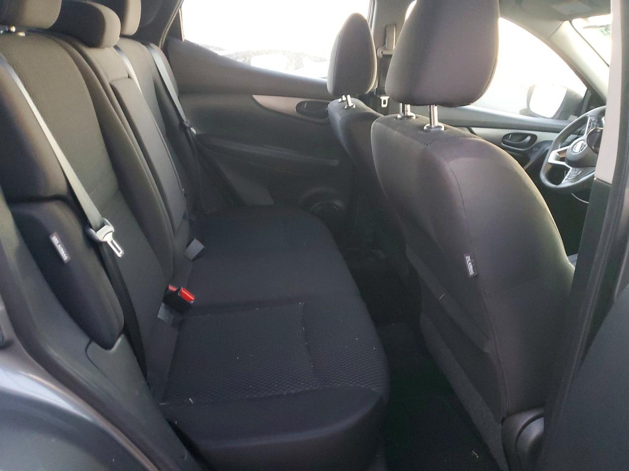 2020 NISSAN ROGUE SPORT S photo 11