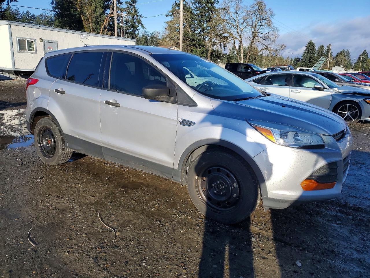 2016 FORD ESCAPE S photo 10