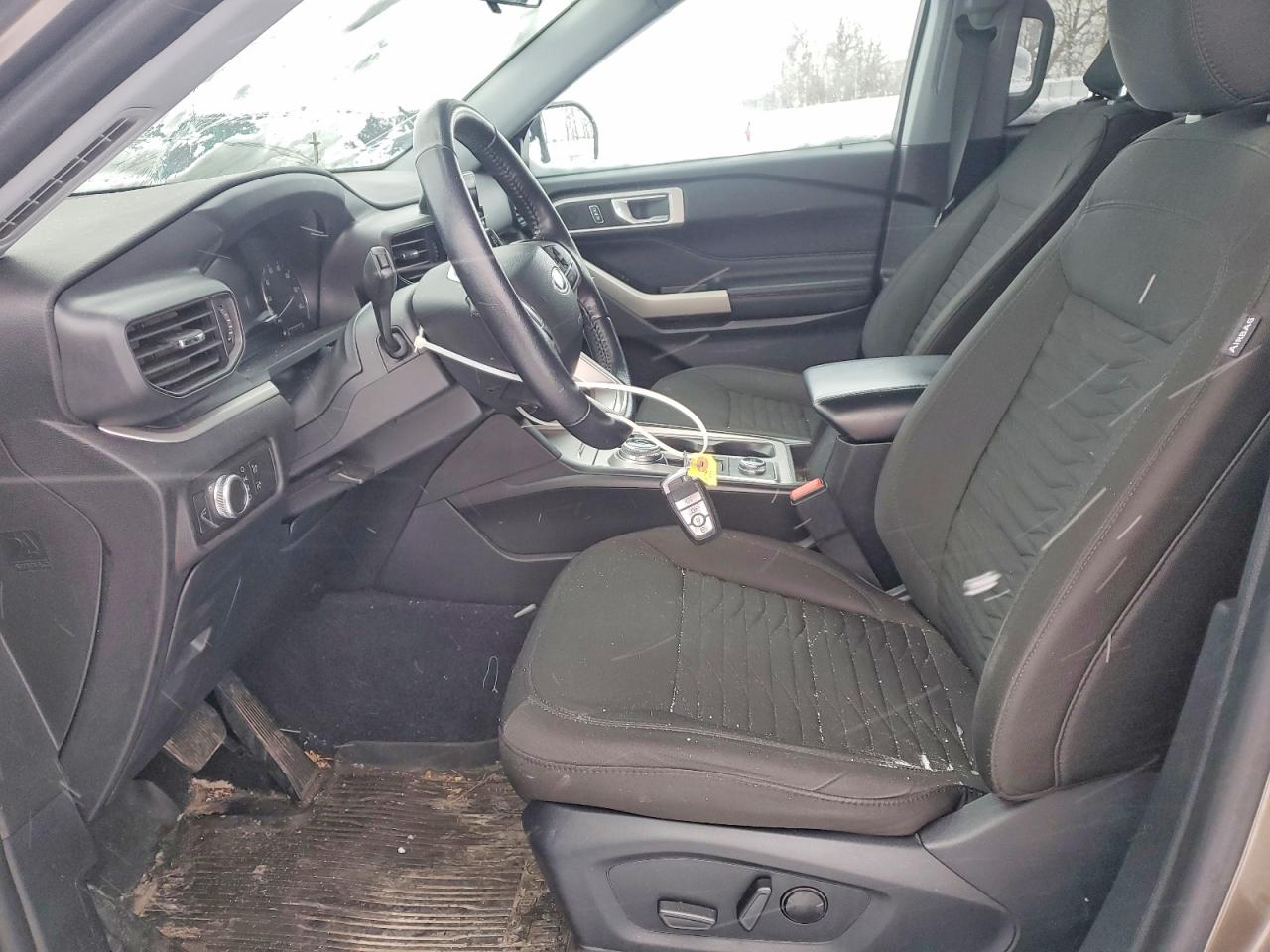 2021 FORD EXPLORER XLT photo 7