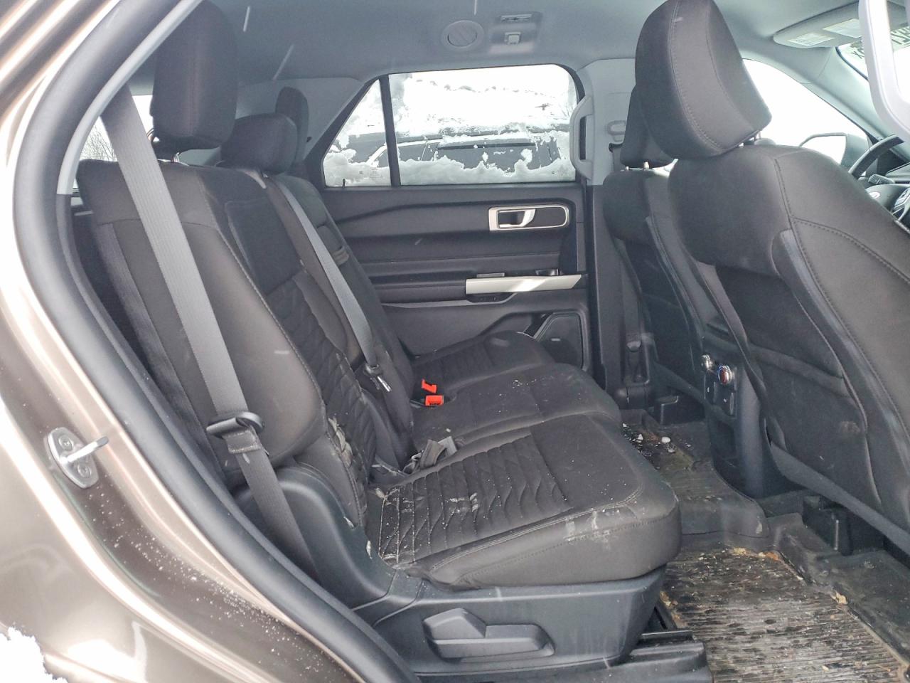 2021 FORD EXPLORER XLT photo 11