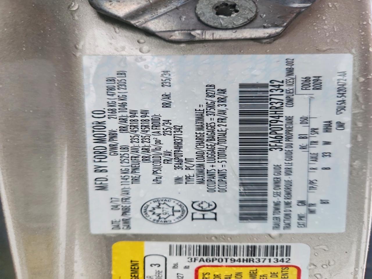 2017 FORD FUSION SE photo 12