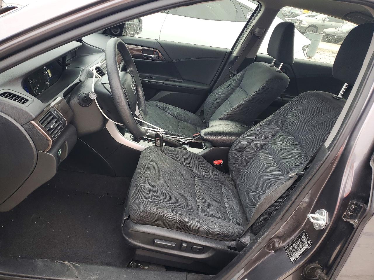 2017 HONDA ACCORD HYBRID photo 19
