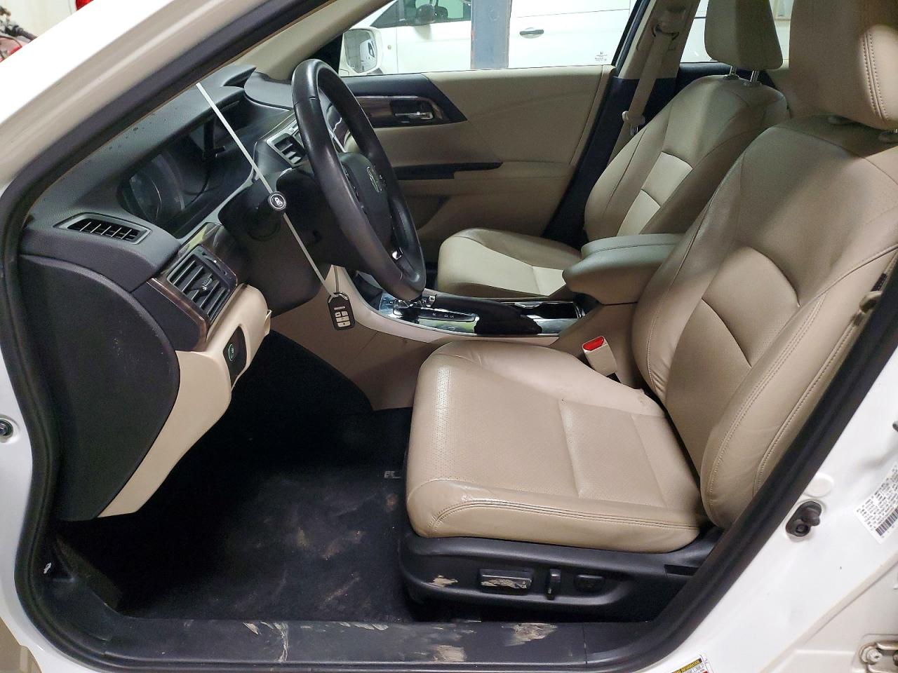 2016 HONDA ACCORD EXL photo 13
