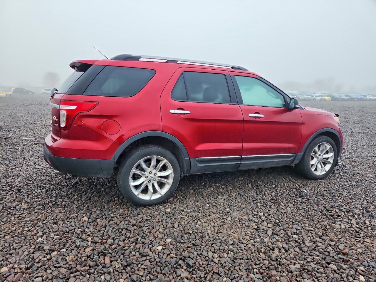 2014 FORD EXPLORER XLT photo 3