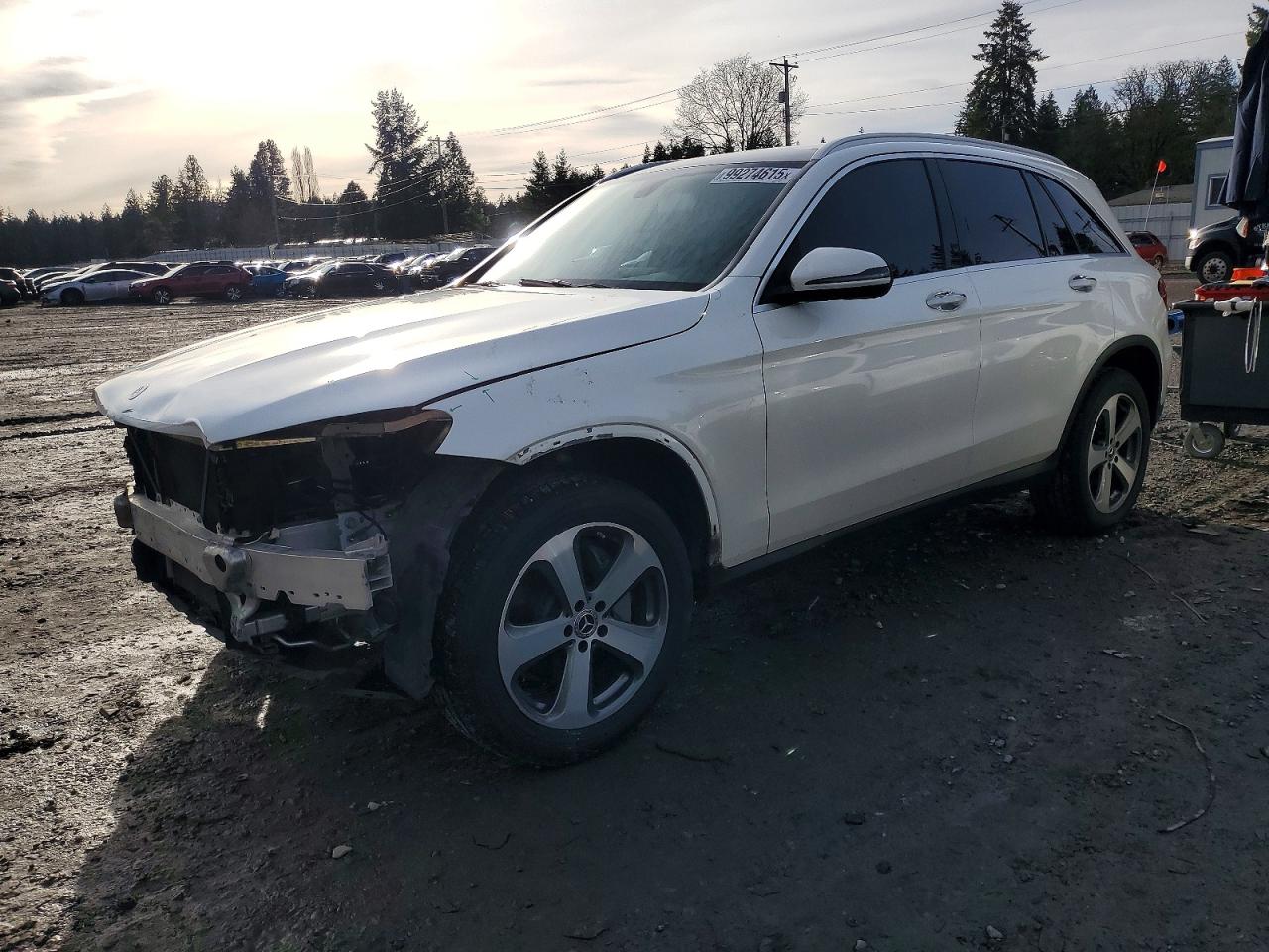 2017 MERCEDES-BENZ GLC