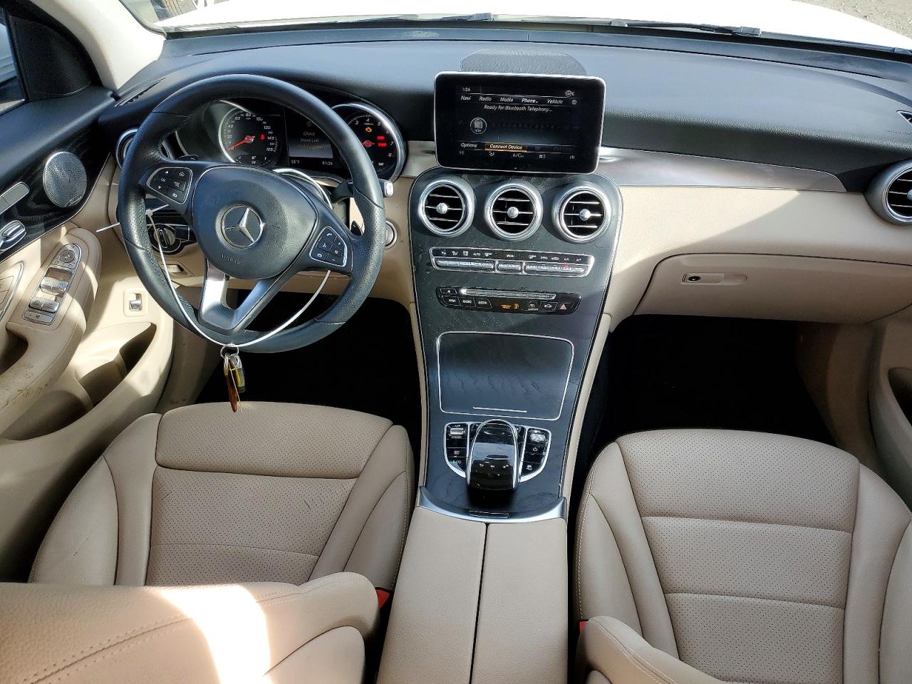 2017 MERCEDES-BENZ GLC 300 4MATIC photo 8