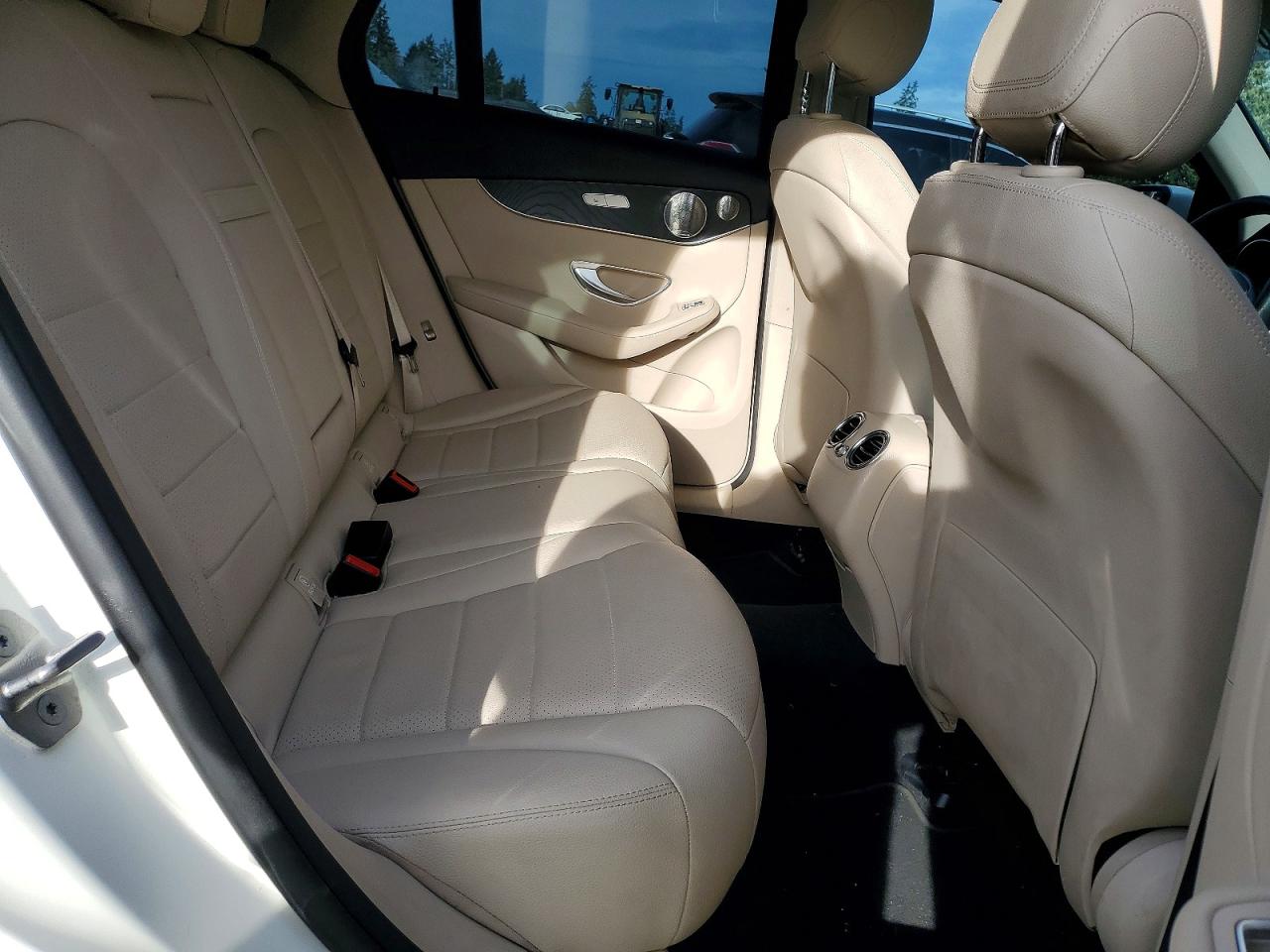 2017 MERCEDES-BENZ GLC 300 4MATIC photo 11