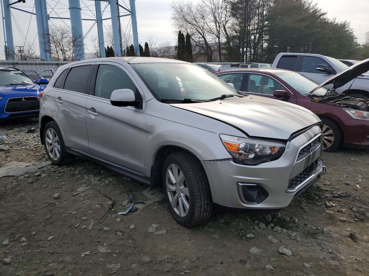 2014 MITSUBISHI OUTLANDER SPORT SE photo 4