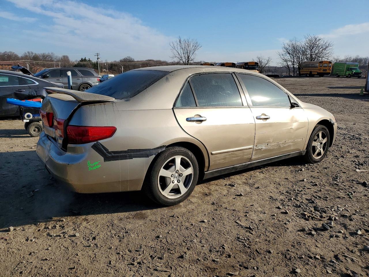 2005 HONDA ACCORD DX photo 3