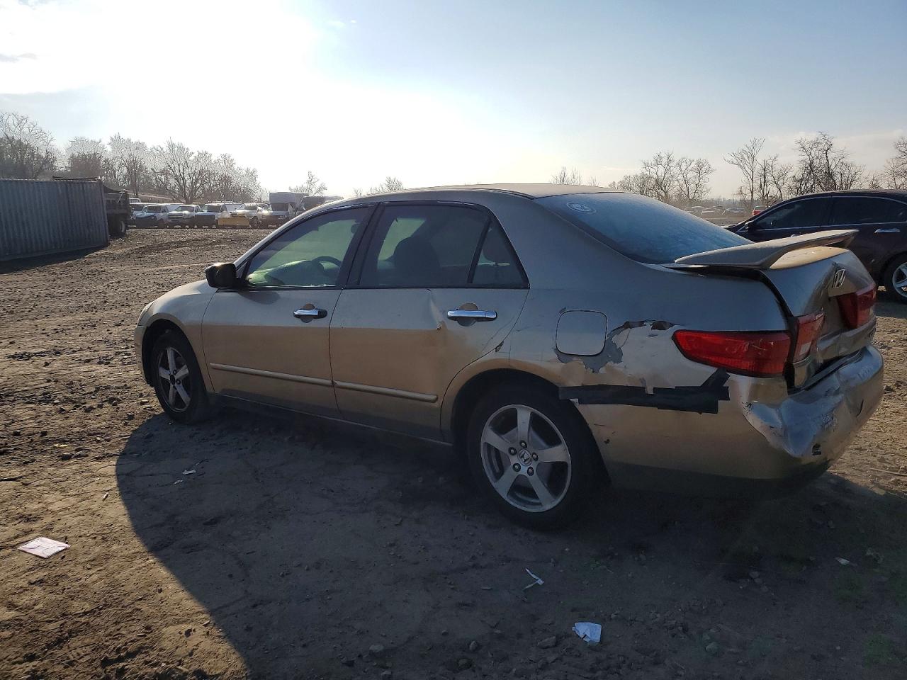 2005 HONDA ACCORD DX photo 2
