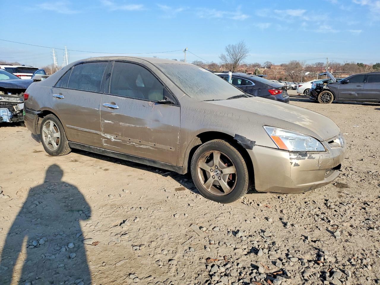 2005 HONDA ACCORD DX photo 4