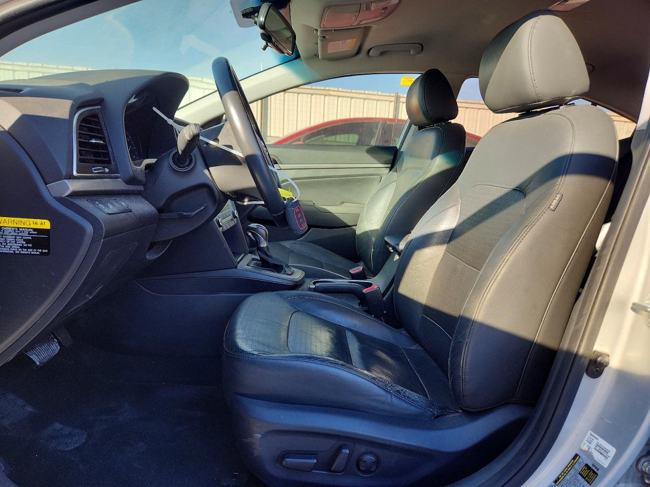 2017 HYUNDAI ELANTRA SE photo 7