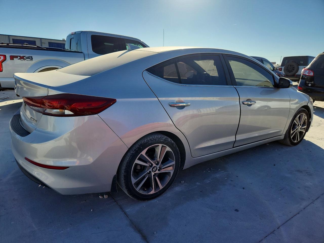 2017 HYUNDAI ELANTRA SE photo 3