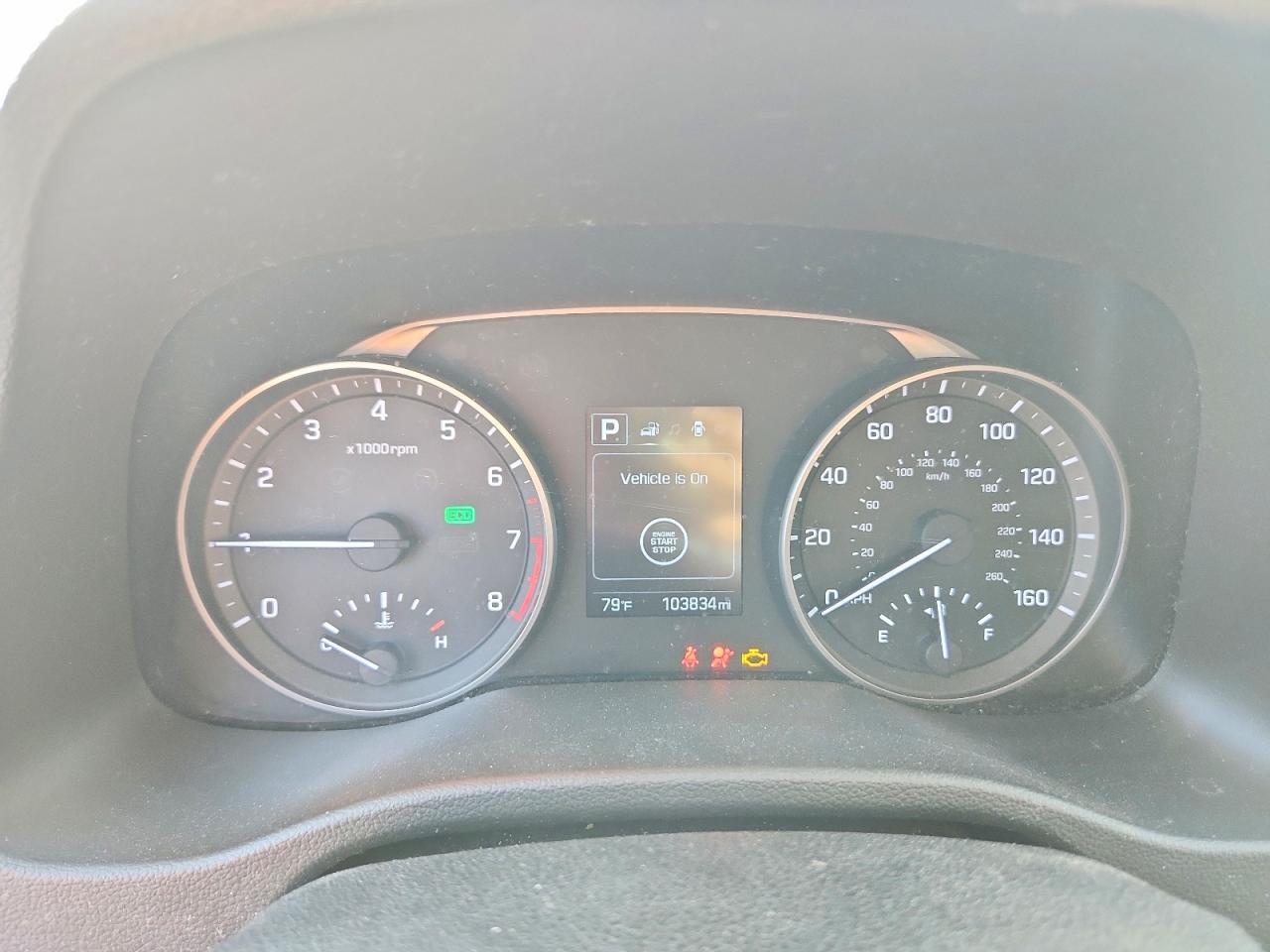 2017 HYUNDAI ELANTRA SE photo 9