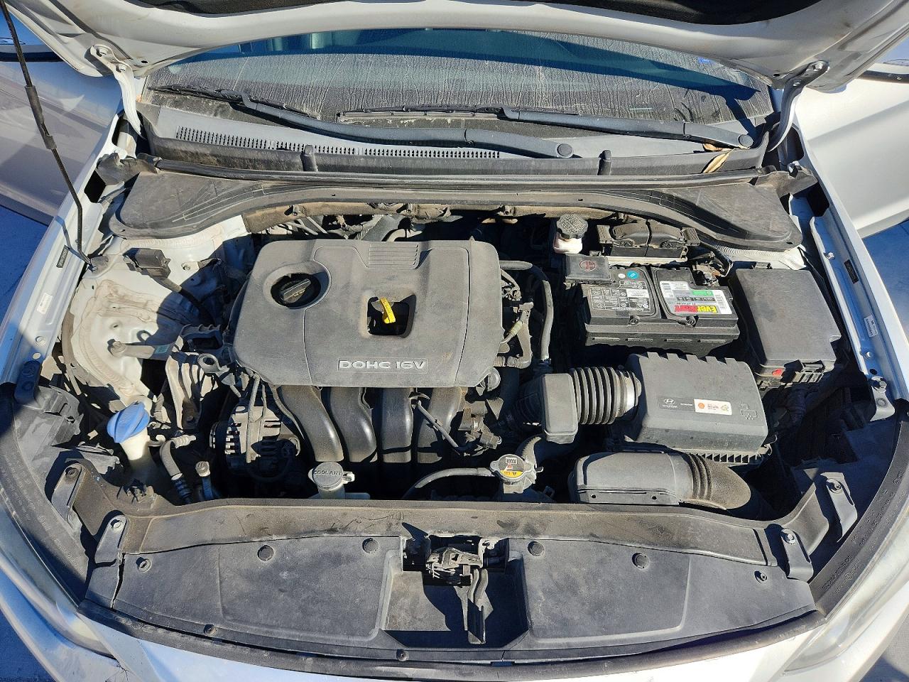 2017 HYUNDAI ELANTRA SE photo 11