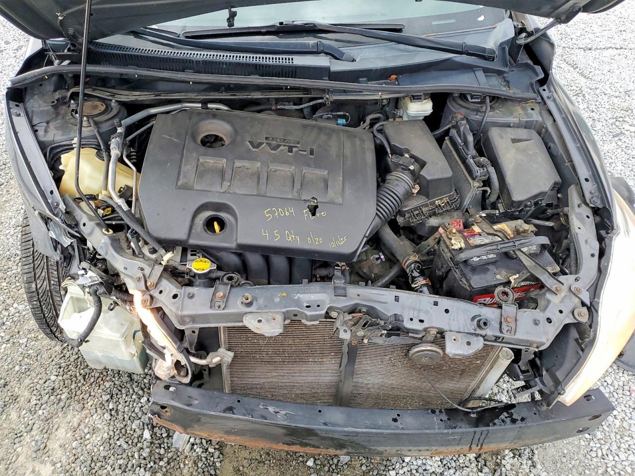 2013 TOYOTA COROLLA LE photo 11