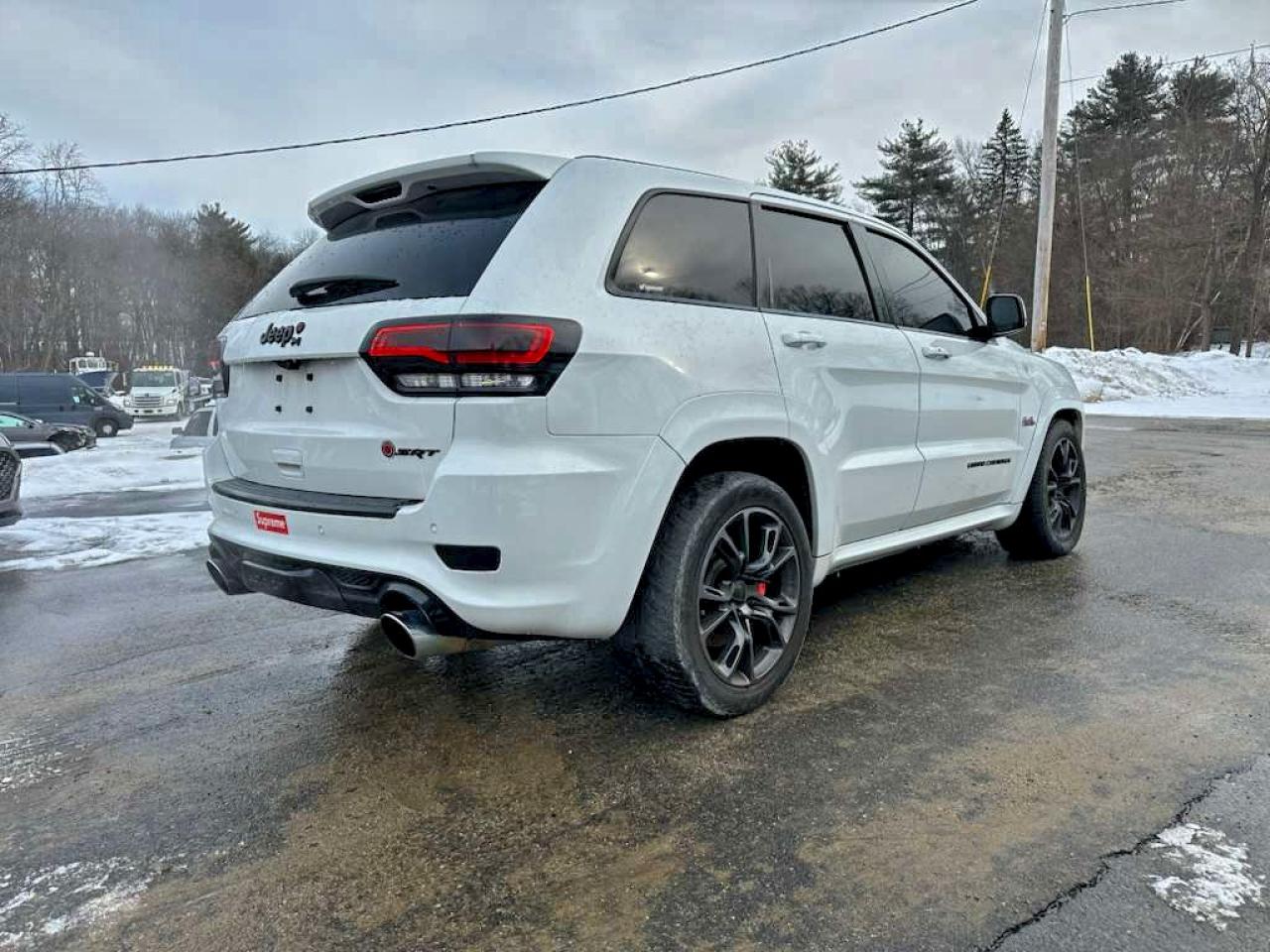 2014 JEEP GRAND CHEROKEE SRT-8 photo 3