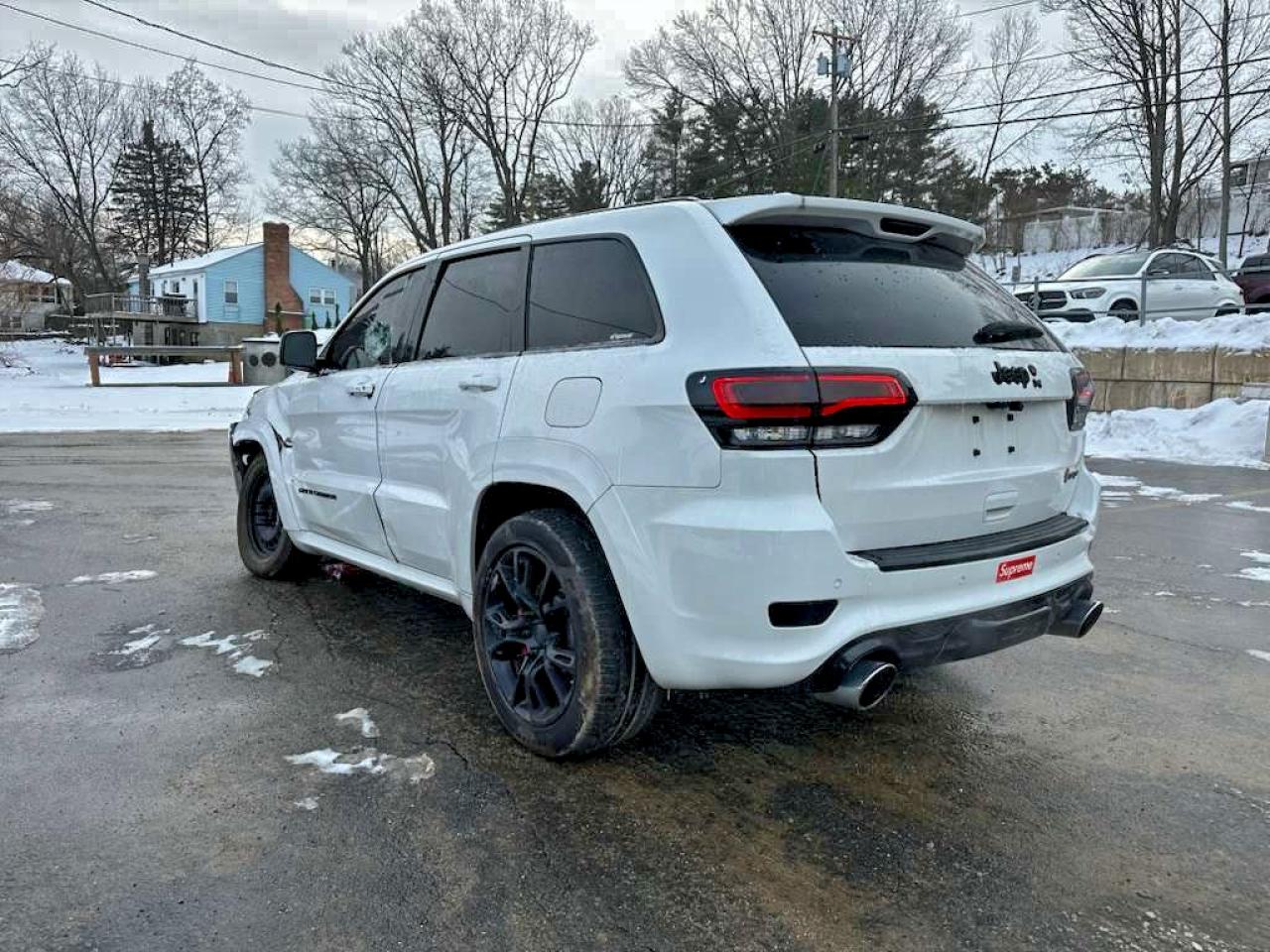 2014 JEEP GRAND CHEROKEE SRT-8 photo 2
