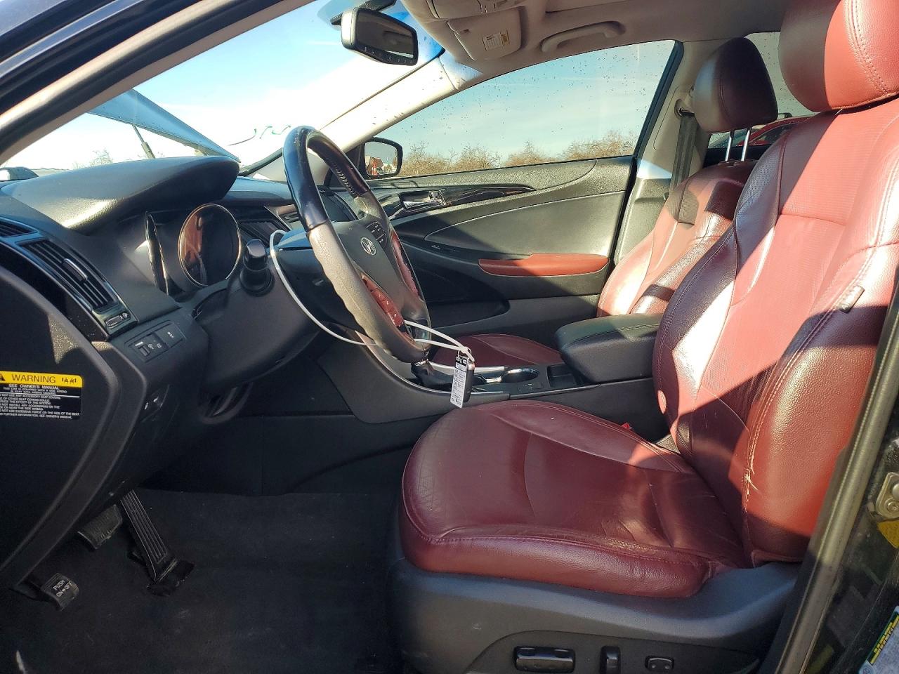 2013 HYUNDAI SONATA SE photo 7