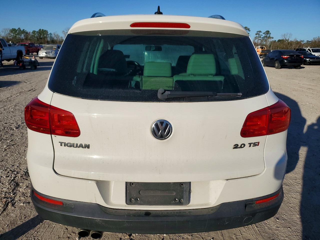 2013 VOLKSWAGEN TIGUAN S photo 6