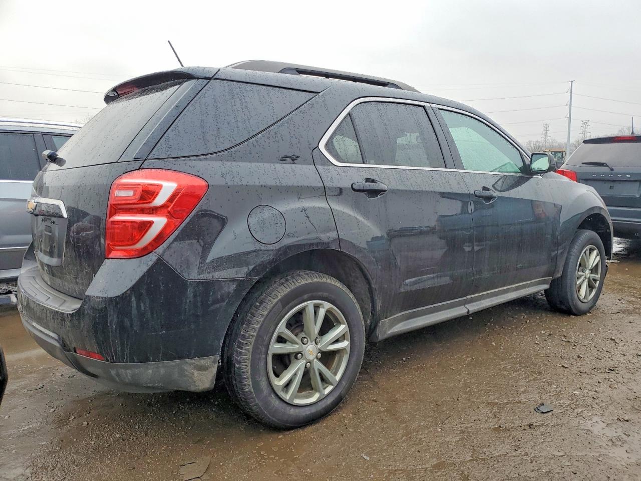 2017 CHEVROLET EQUINOX LT photo 3