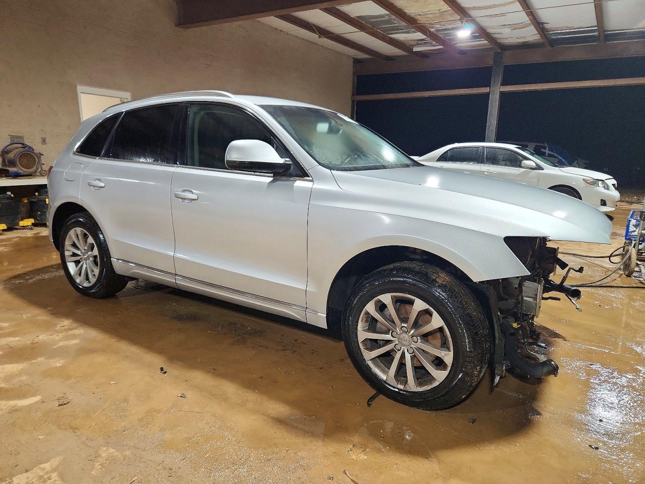 2013 AUDI Q5 PREMIUM photo 4