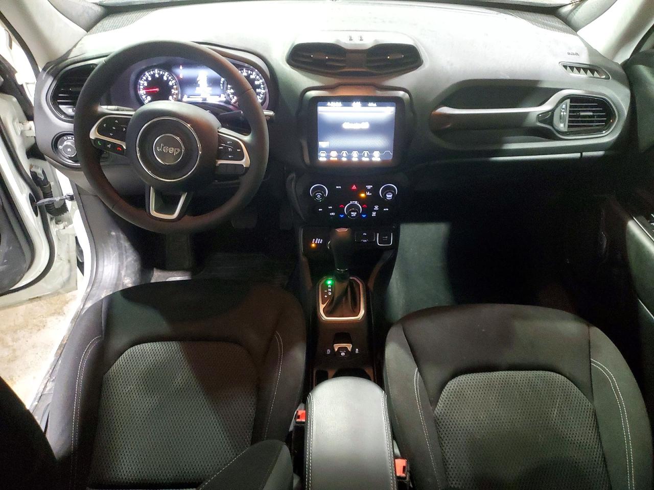 2023 JEEP RENEGADE ALTITUDE photo 8