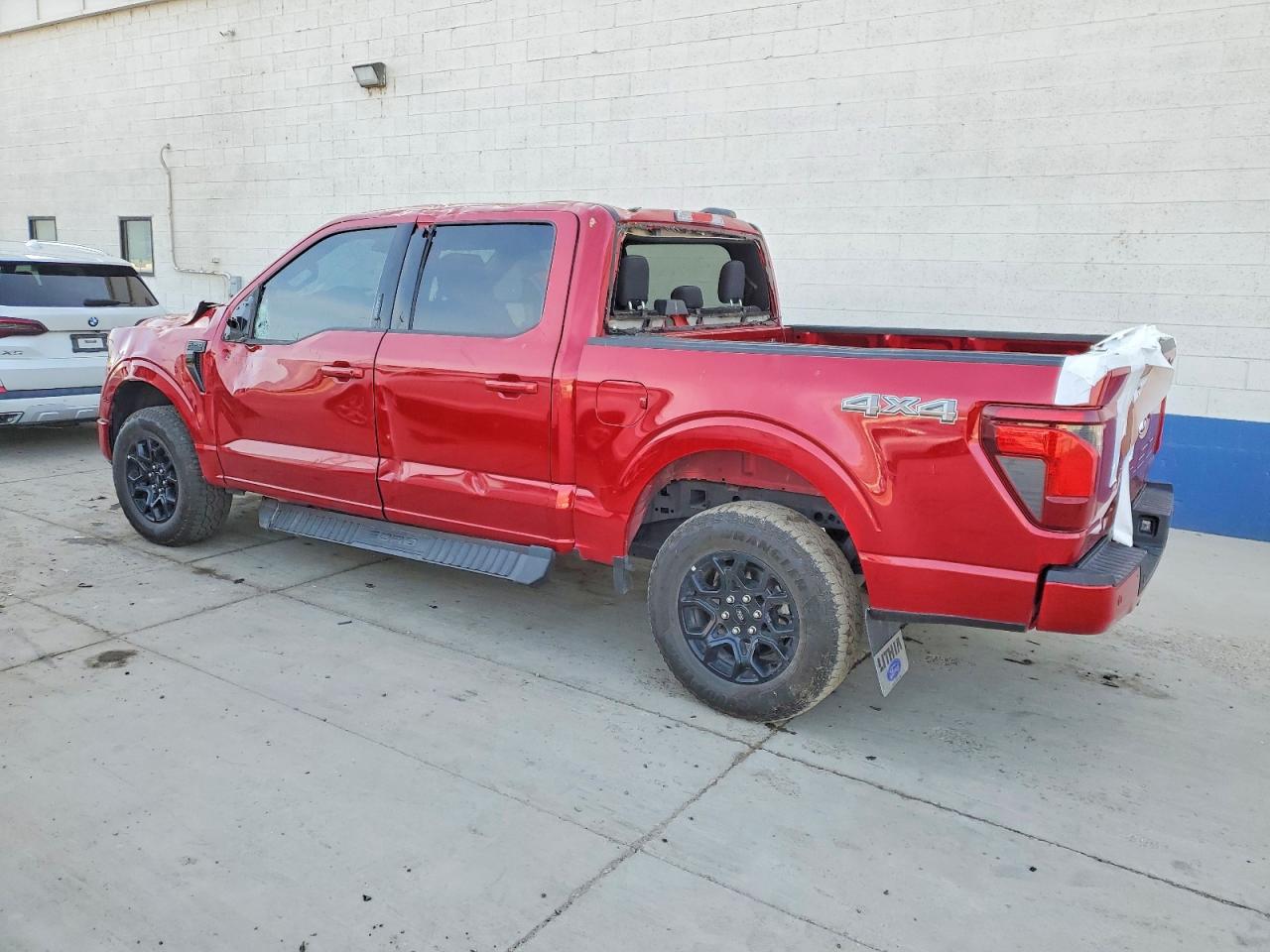 2024 FORD F150 XLT photo 2