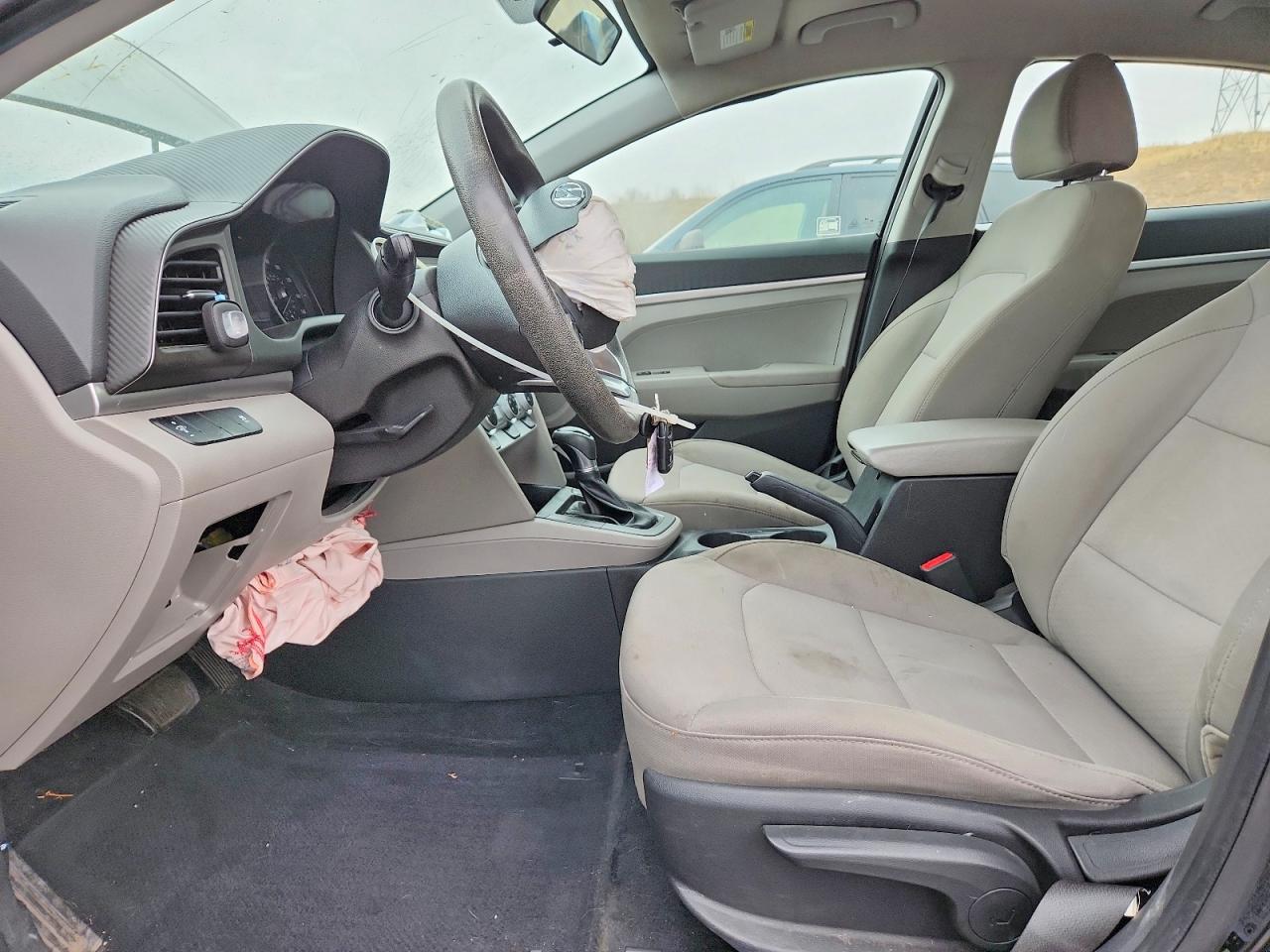 2019 HYUNDAI ELANTRA SE photo 7