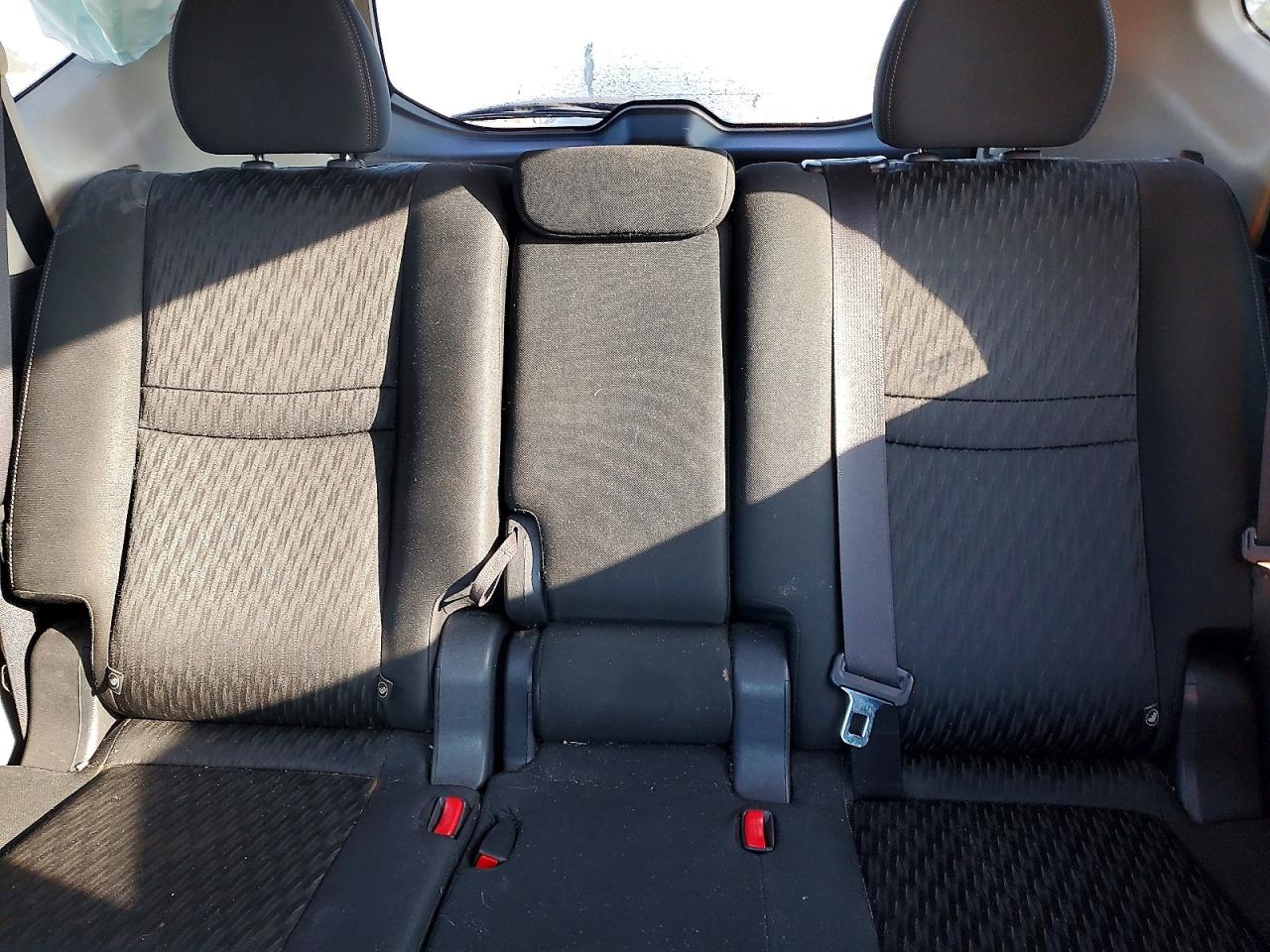 2018 NISSAN ROGUE S photo 10