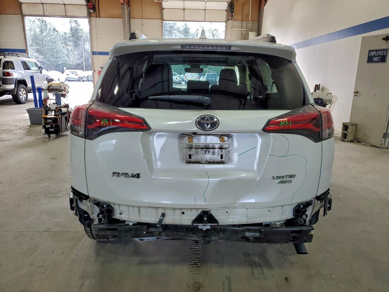 2018 TOYOTA RAV4 LIMITED photo 6