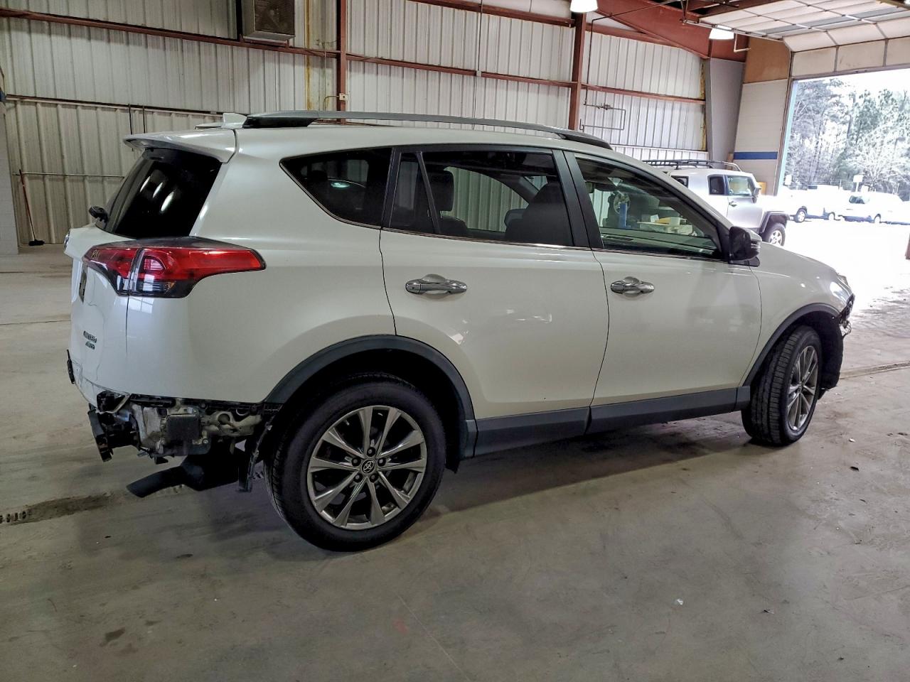 2018 TOYOTA RAV4 LIMITED photo 3