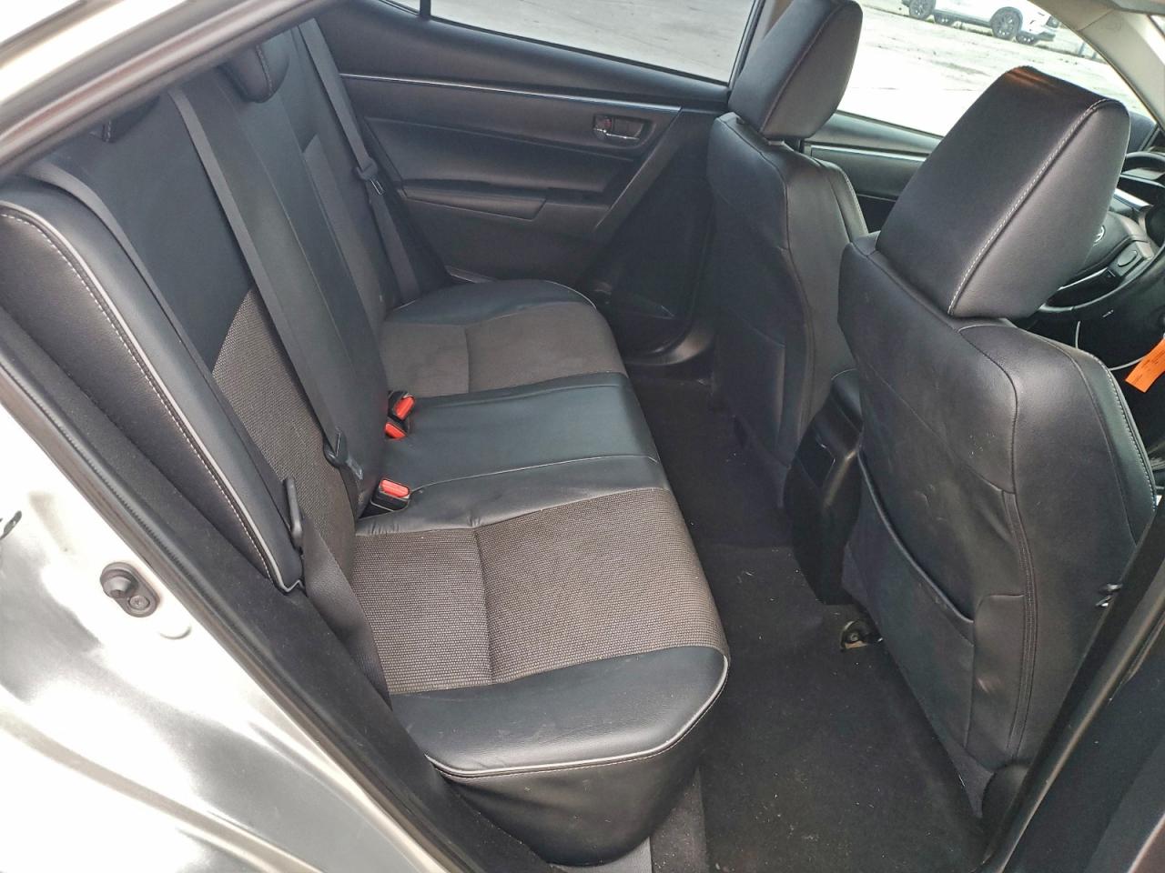 2014 TOYOTA COROLLA L photo 19