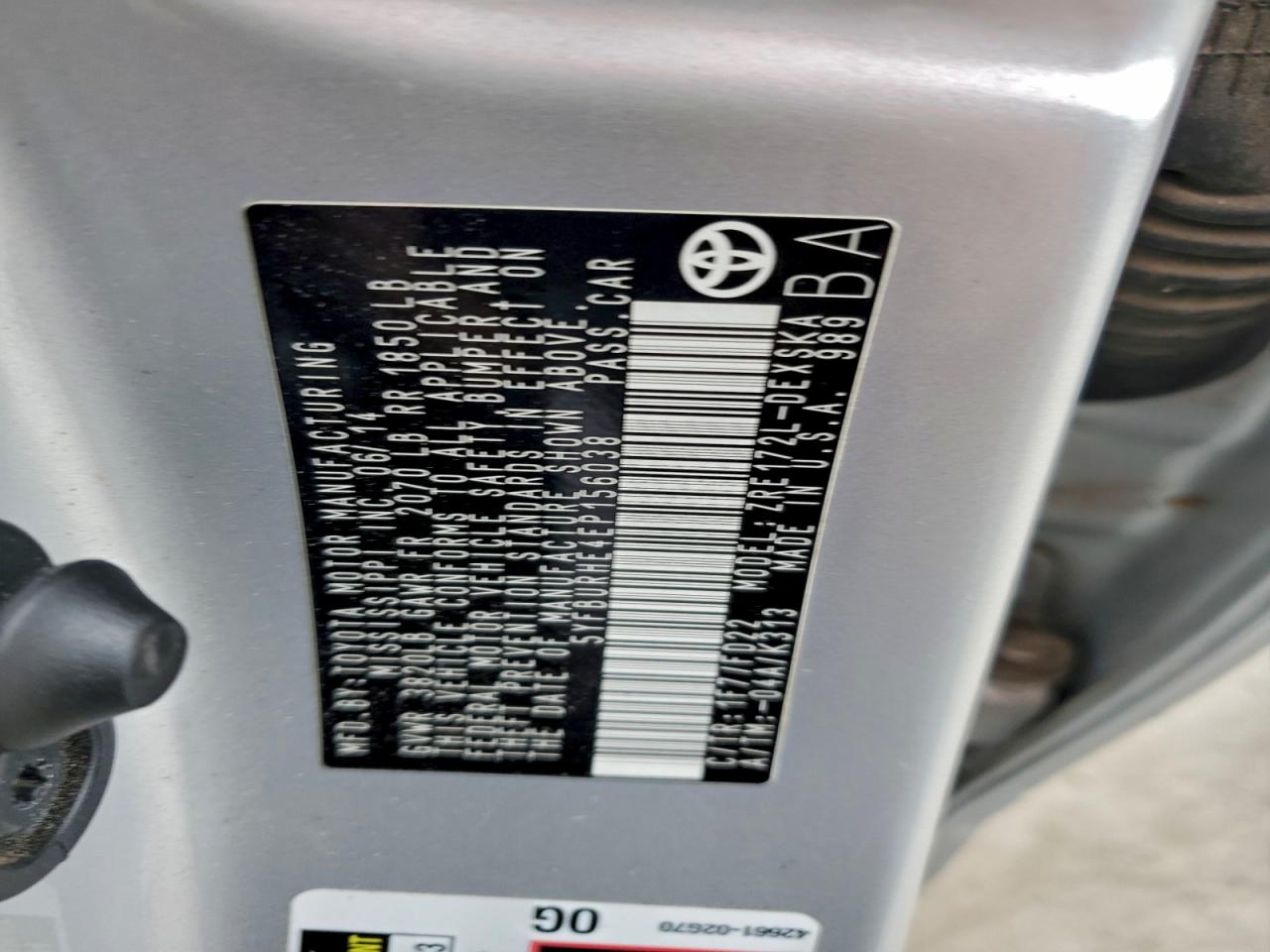 2014 TOYOTA COROLLA L photo 23