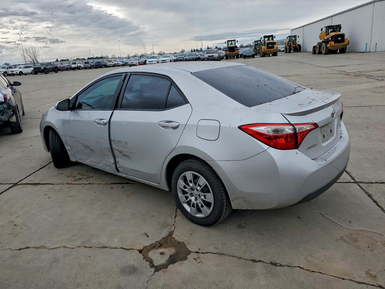 2014 TOYOTA COROLLA L photo 3