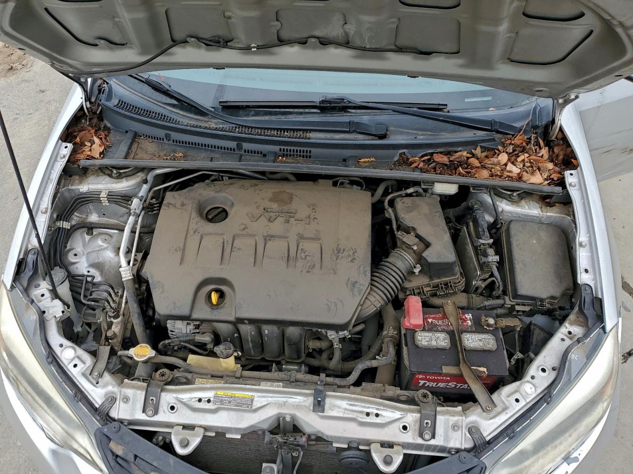 2014 TOYOTA COROLLA L photo 21