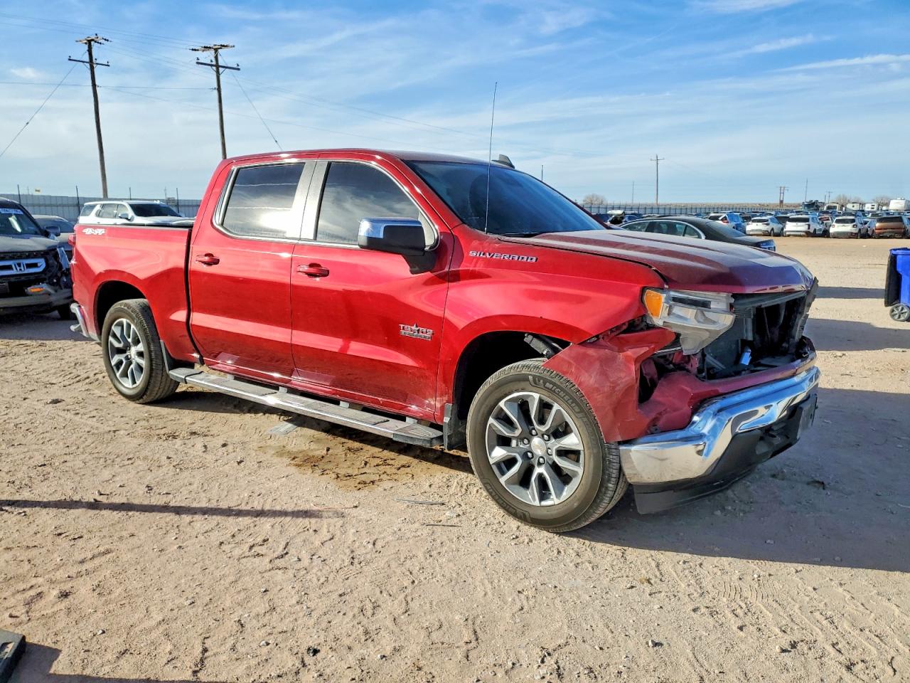 2024 CHEVROLET SILVERADO K1500 LT photo 4