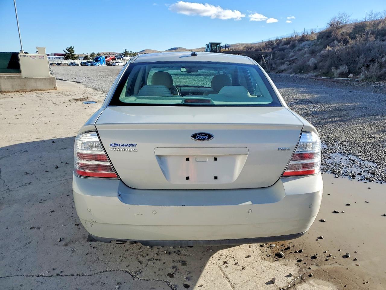 2008 FORD TAURUS SEL photo 6