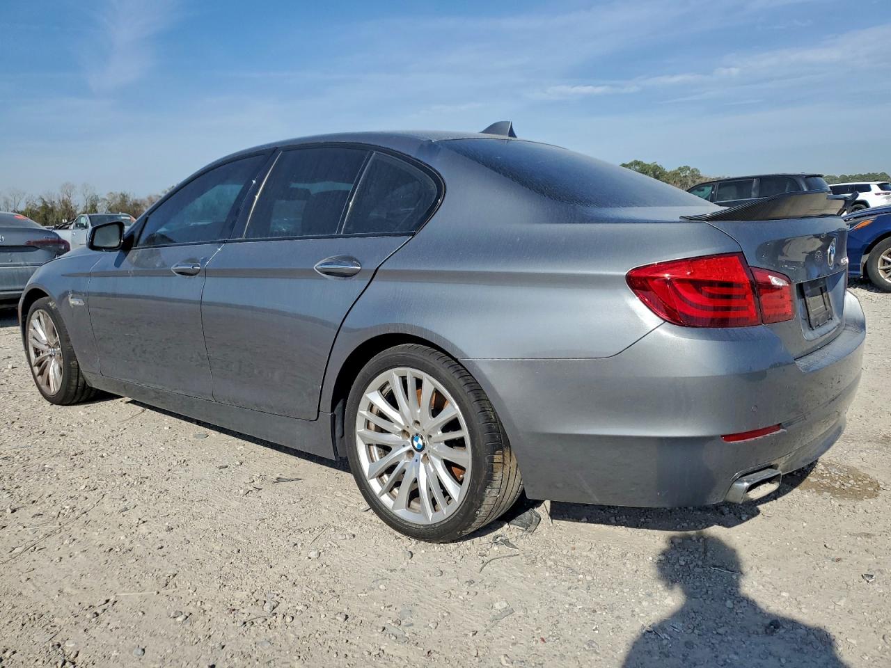 2011 BMW 550 I photo 2