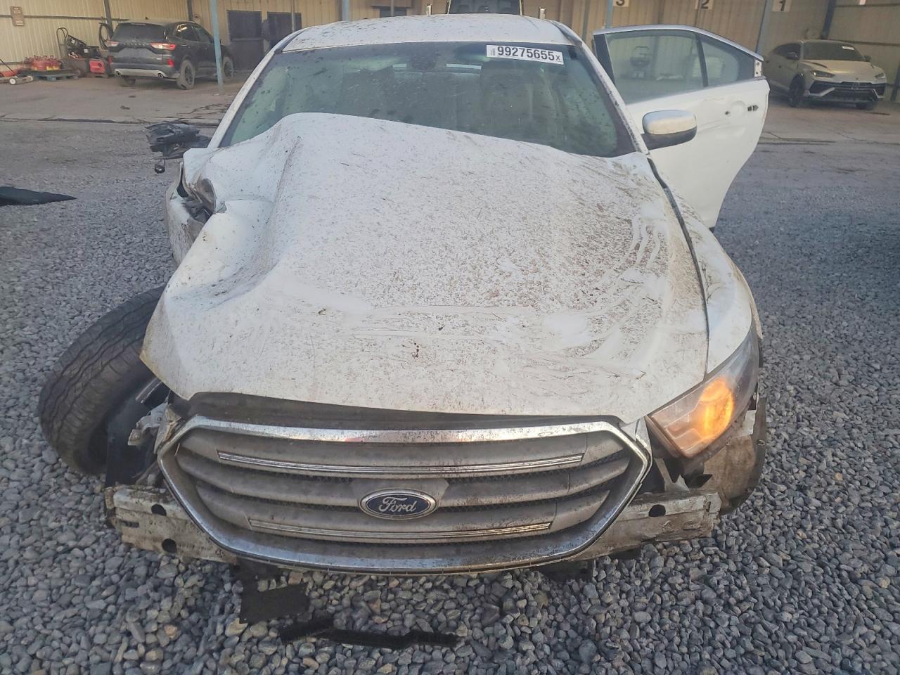 2015 FORD TAURUS SEL photo 5