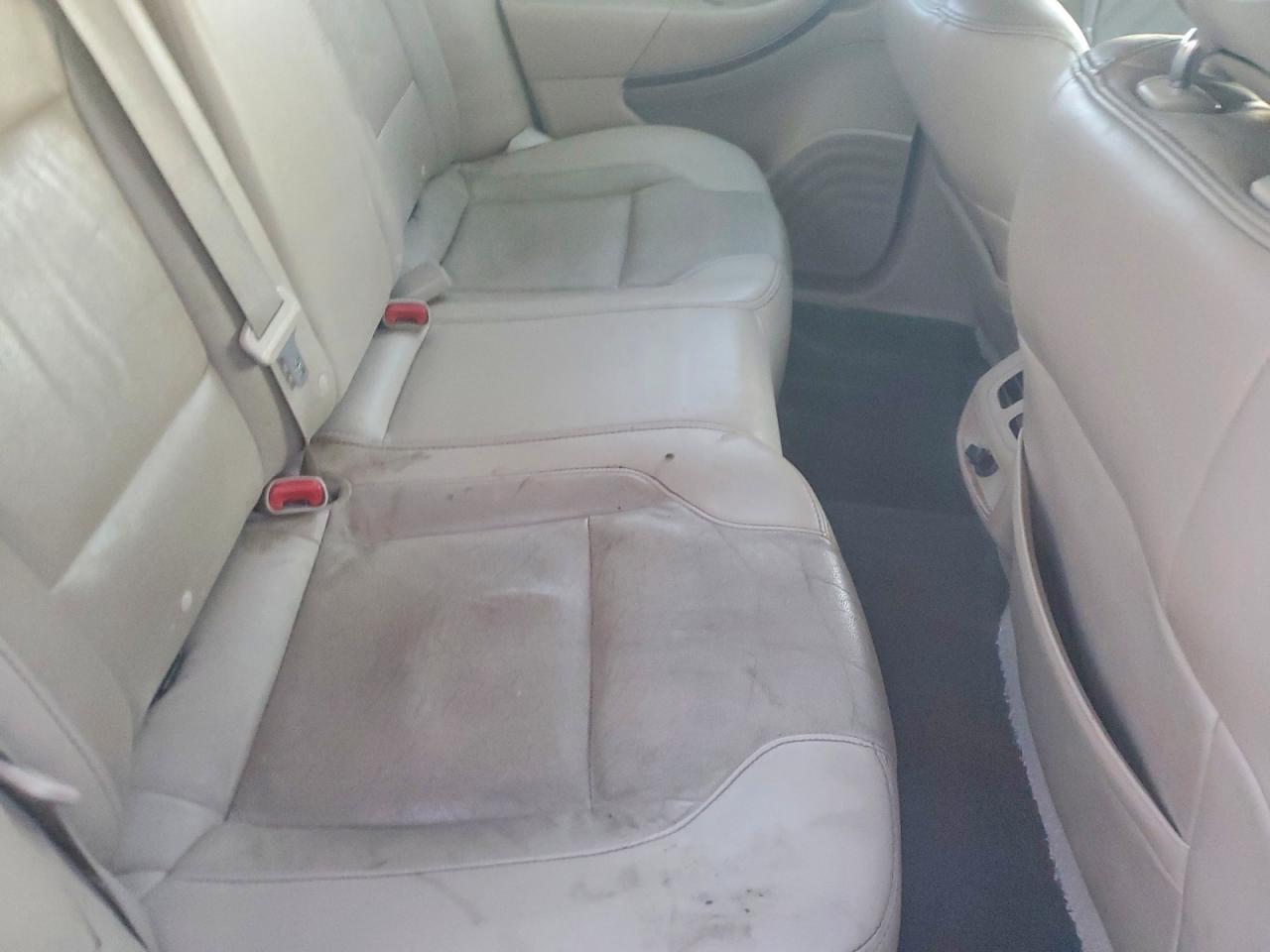 2015 FORD TAURUS SEL photo 10