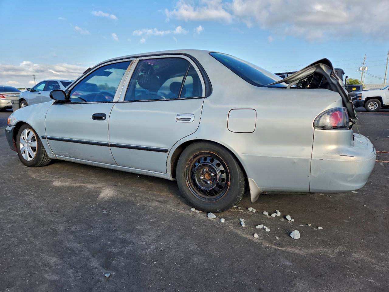 1999 TOYOTA COROLLA VE photo 2