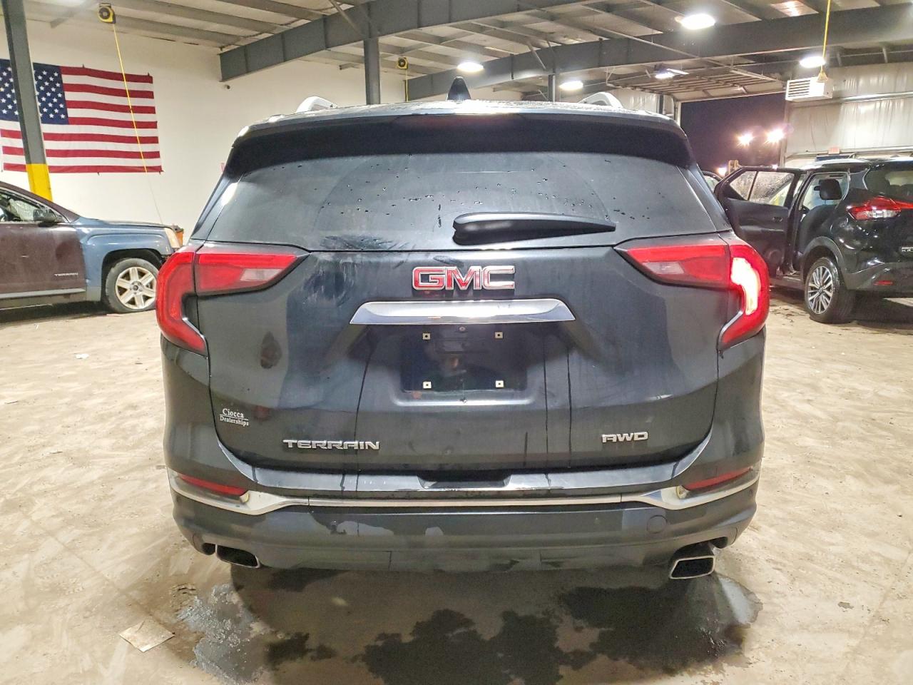 2019 GMC TERRAIN SLT photo 6
