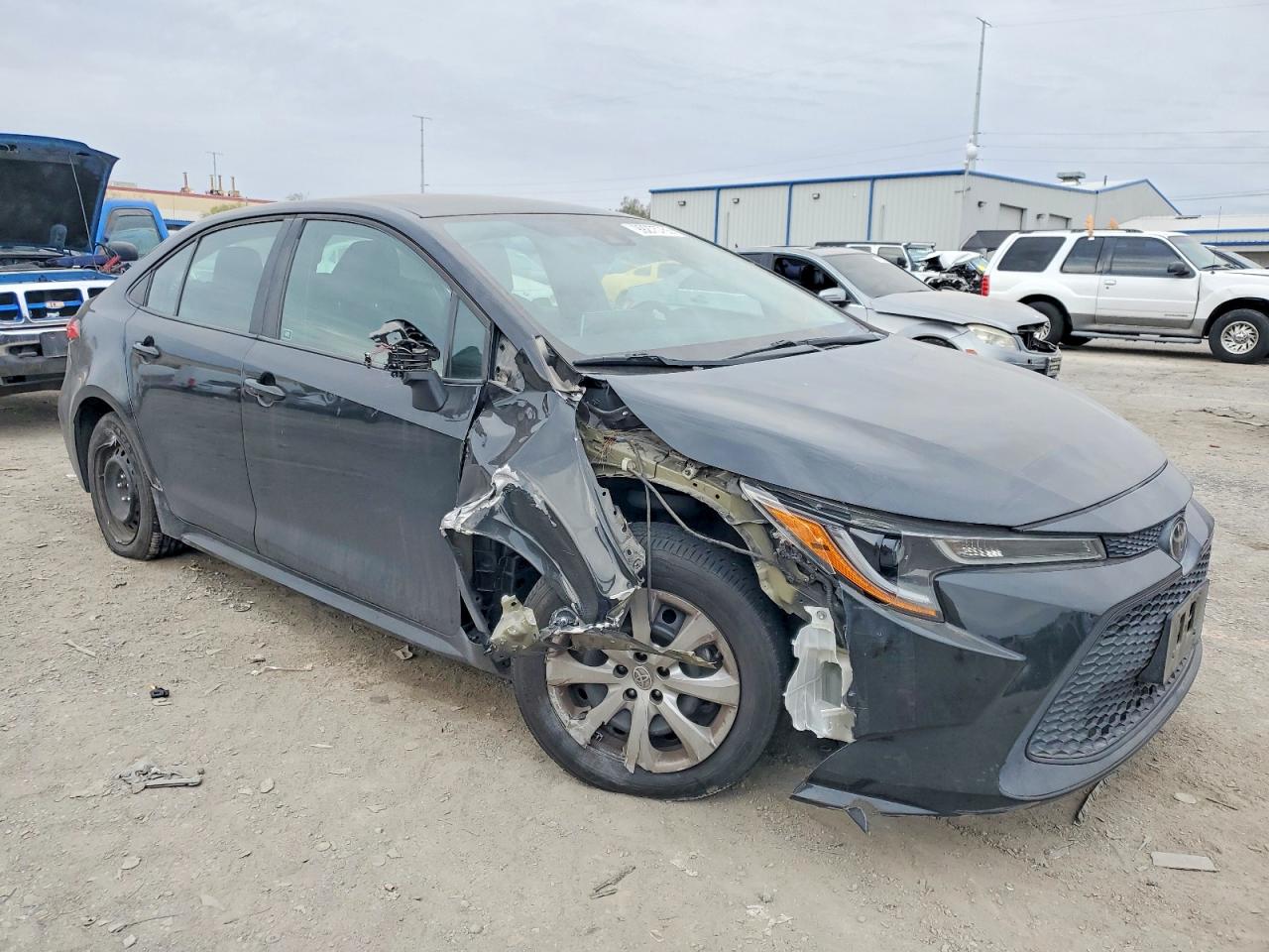 2020 TOYOTA COROLLA LE photo 4