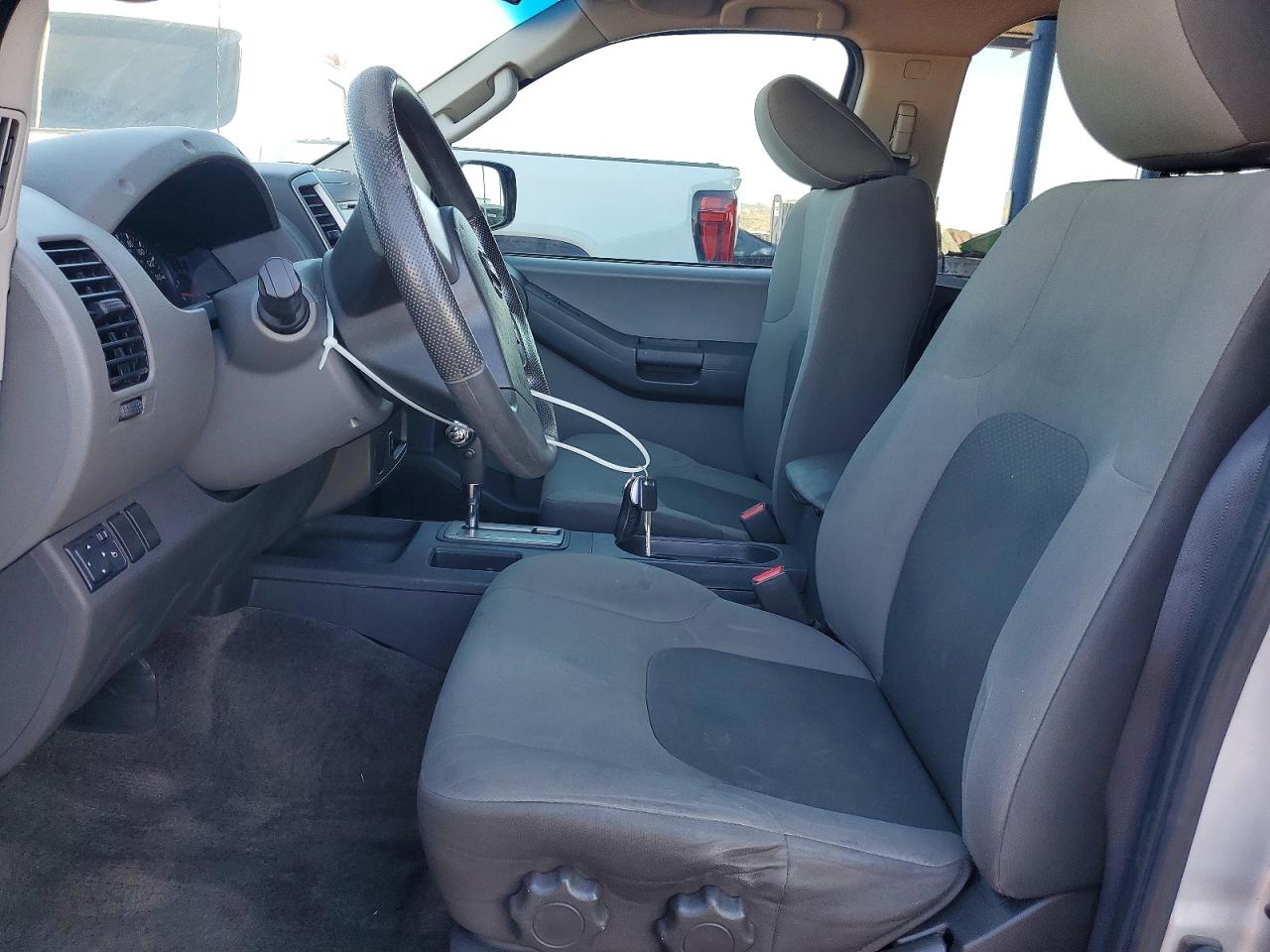 2013 NISSAN XTERRA X photo 7