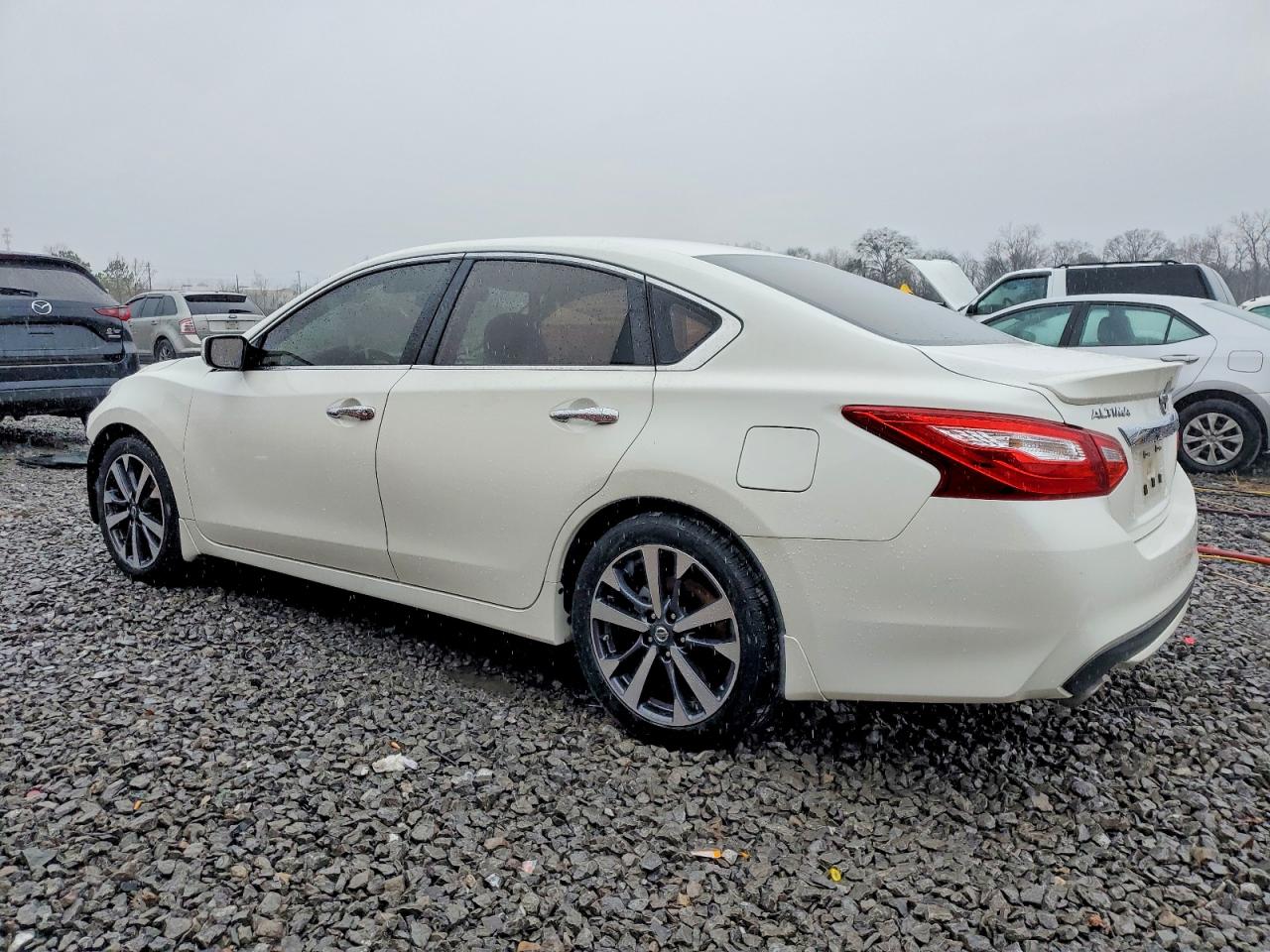 2016 NISSAN ALTIMA 2.5 photo 2