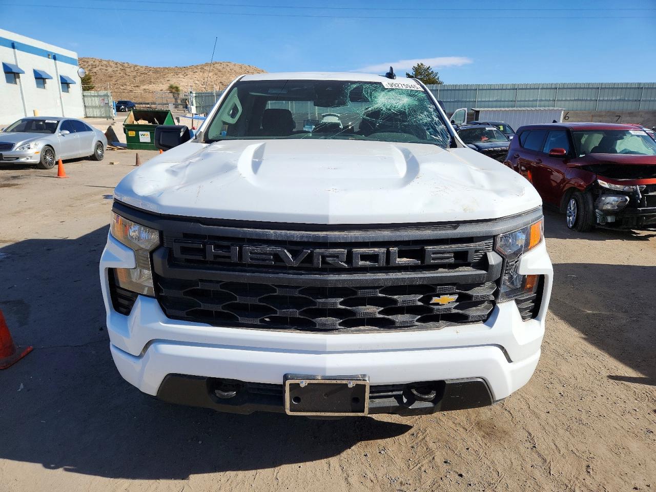 2024 CHEVROLET SILVERADO K1500 CUSTOM photo 5