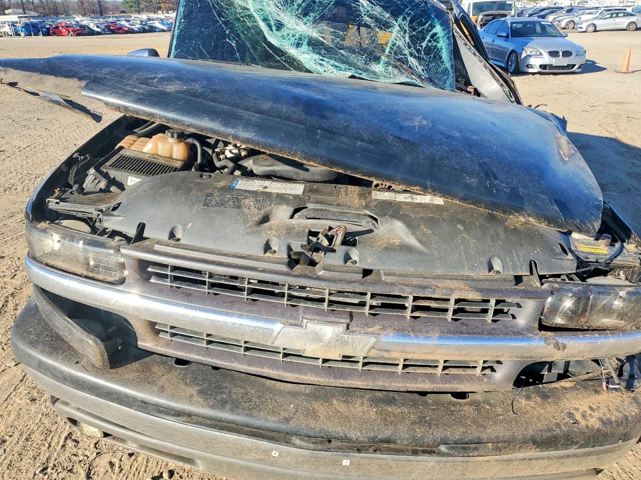 2002 CHEVROLET SILVERADO K1500 photo 11