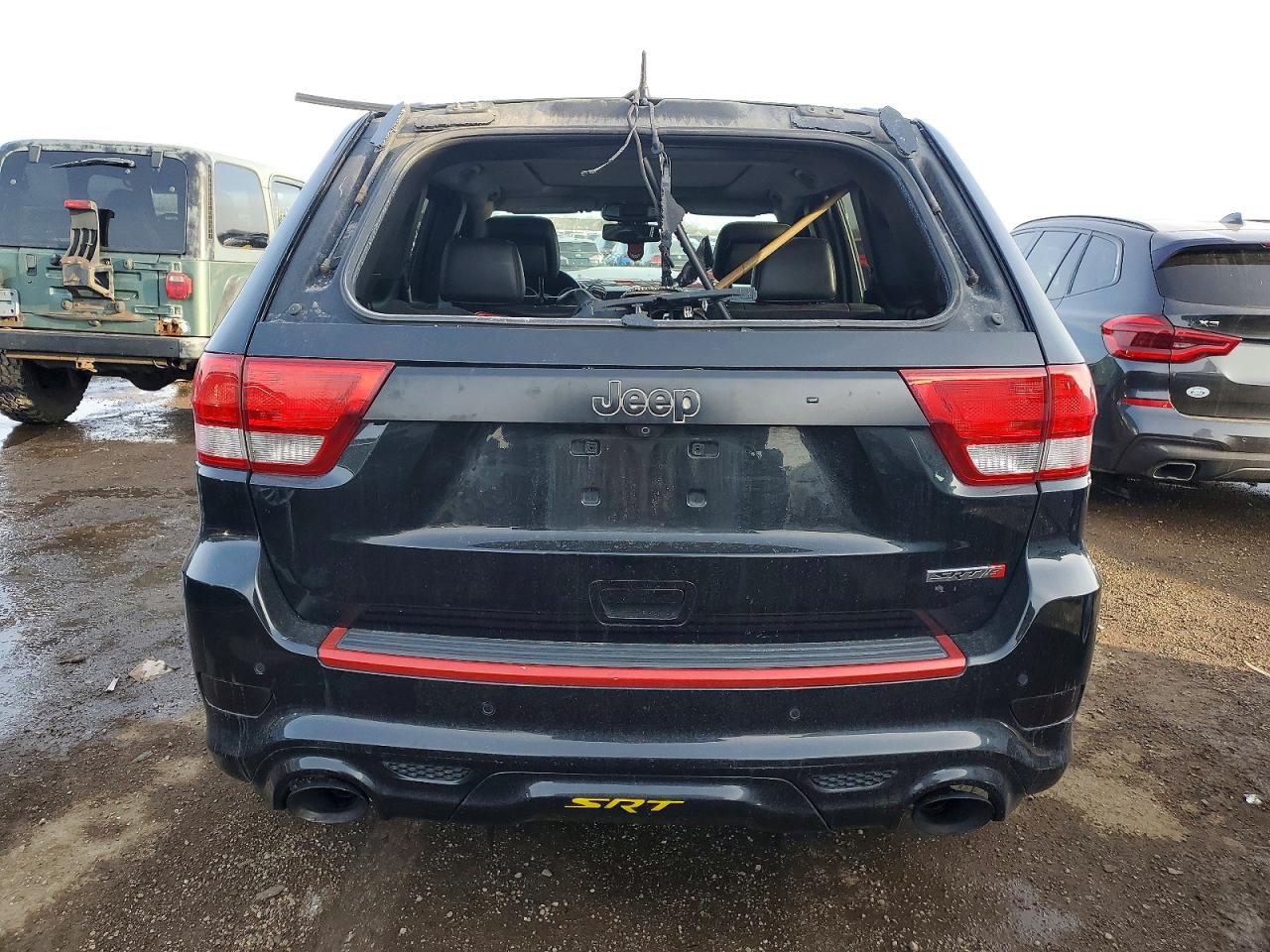 2012 JEEP GRAND CHEROKEE SRT-8 photo 6