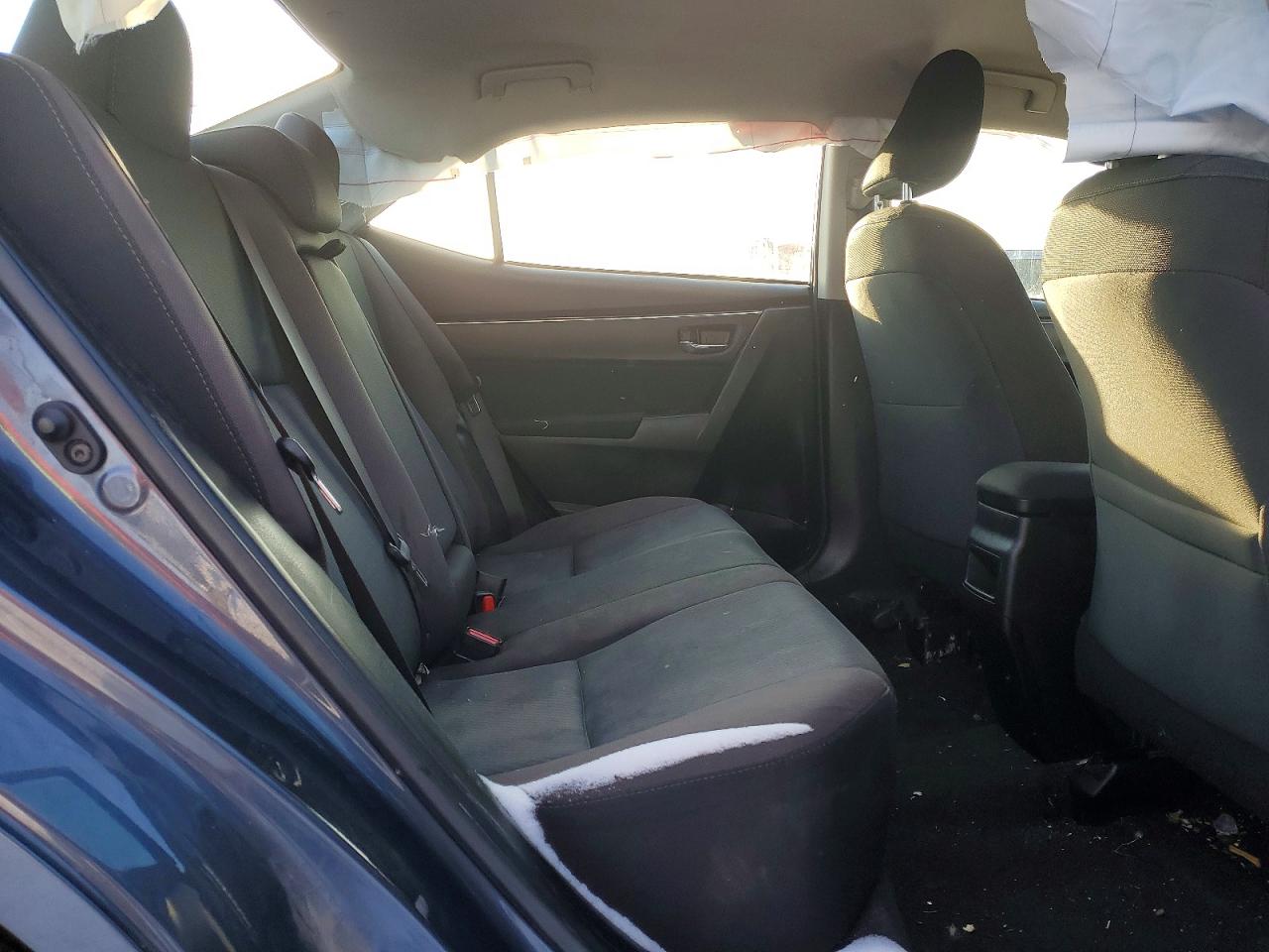 2018 TOYOTA COROLLA L photo 28